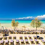 Angela Beach Hotel & Apts