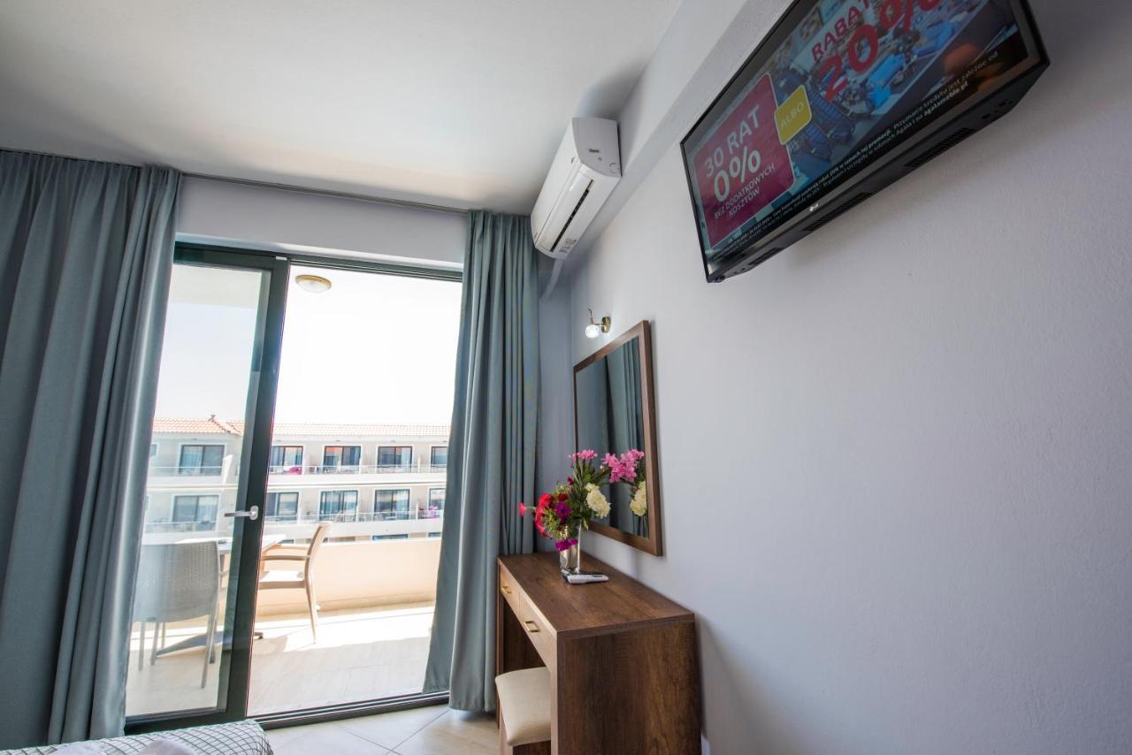Angela & Apts Hotel
